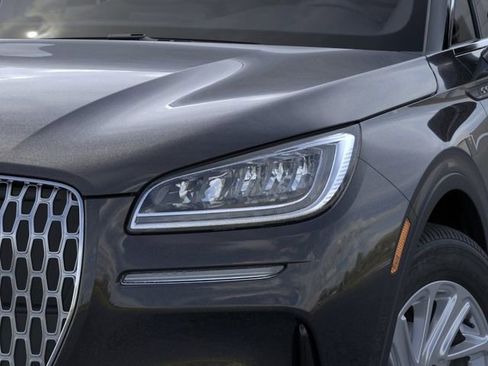 New 2026 Lincoln Corsair Premiere FWD image 18