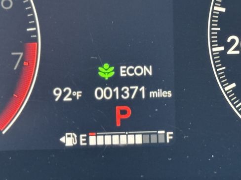 Used 2027 Honda HR-V Sport image 28
