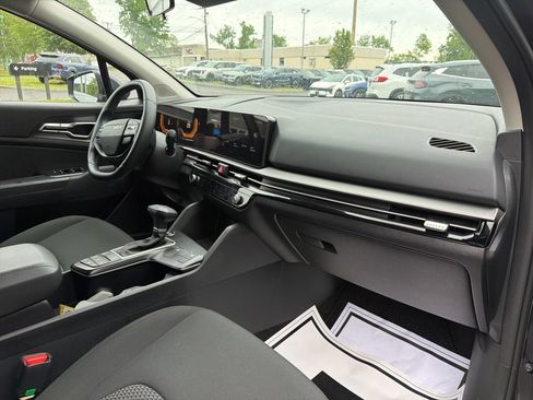 Used 2026 Kia Sportage LX w/ LX Convenience Package AWD/4WD image 12