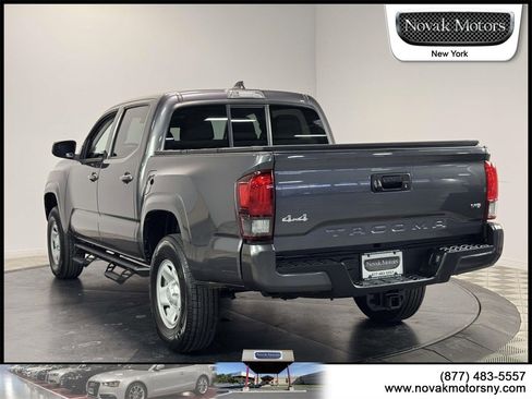Used 2022 Toyota Tacoma SR5 image 7