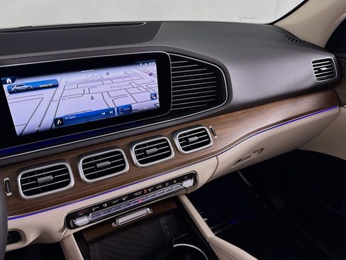 New 2026 Mercedes-Benz GLE 450e 4MATIC image 19