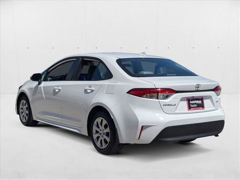 New 2025 Toyota Corolla LE image 8