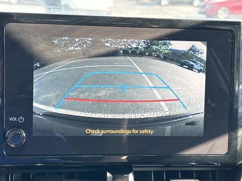 Used 2024 Toyota Corolla LE FWD image 30