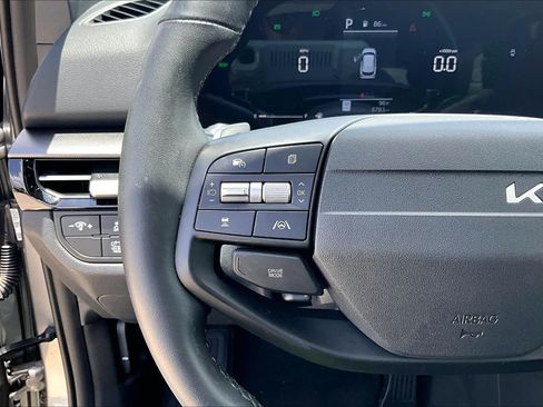 Certified 2026 Kia Sportage LX FWD image 23