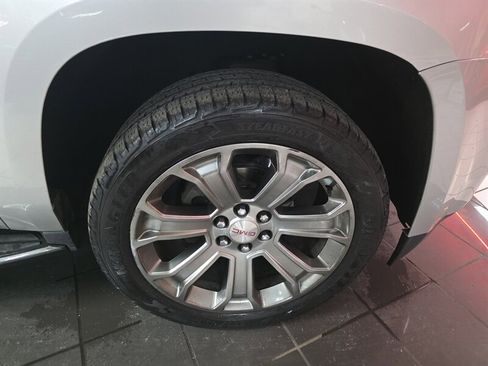 Used 2017 GMC Yukon SLE w/ Convenience Package image 43