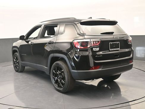 New 2026 Jeep Compass Latitude image 4