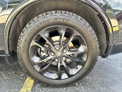 Used 2023 Dodge Durango R/T image 25