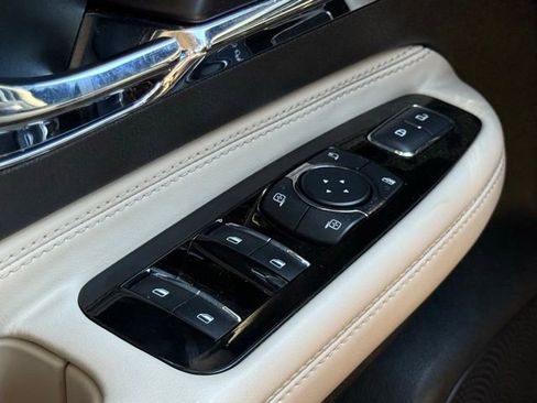 Used 2025 Lincoln Corsair Reserve FWD image 20