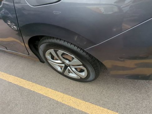 Used 2018 Honda Civic LX image 5