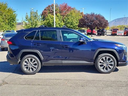 Used 2023 Toyota RAV4 XLE Premium image 3