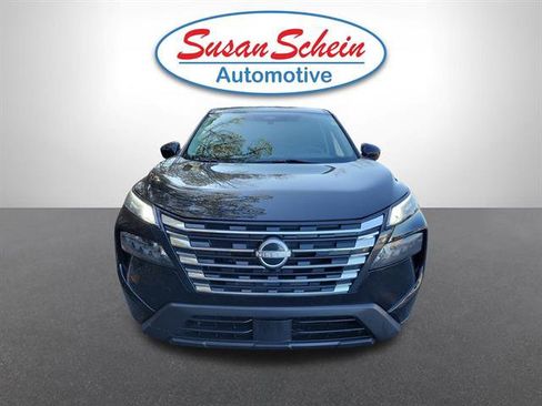 Used 2024 Nissan Rogue SV image 19
