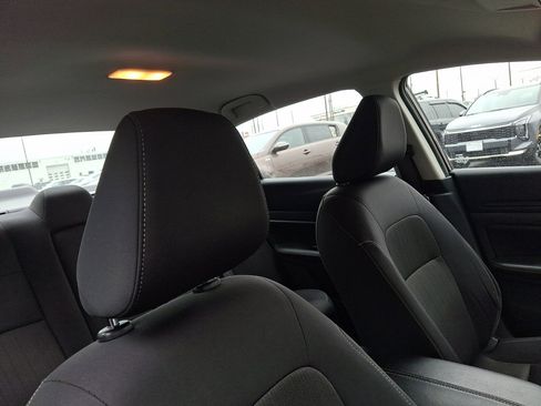 Used 2024 Nissan Altima 2.5 SV image 13