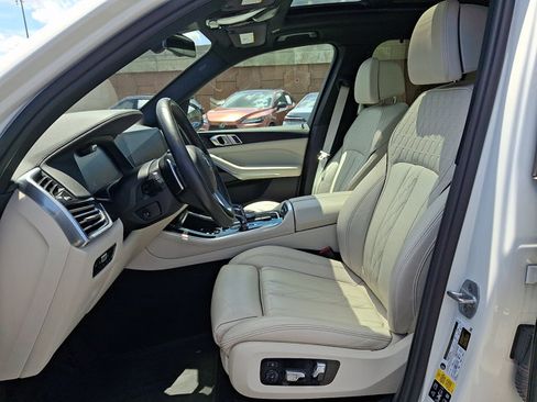 Used 2021 BMW X5 xDrive40i w/ Executive Package AWD/4WD image 14