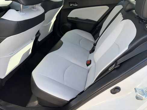 Used 2019 Toyota Prius Limited image 24