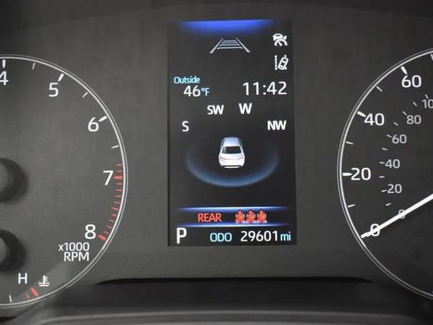 Used 2025 Toyota Corolla LE image 27