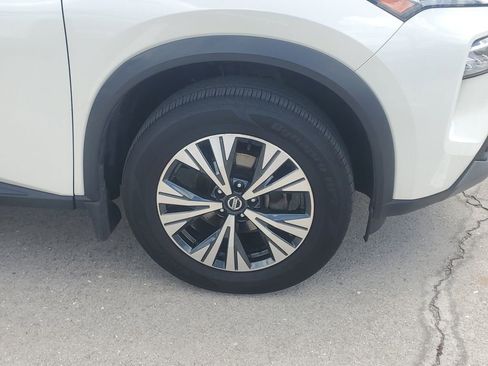 Certified 2021 Nissan Rogue SV AWD/4WD image 12