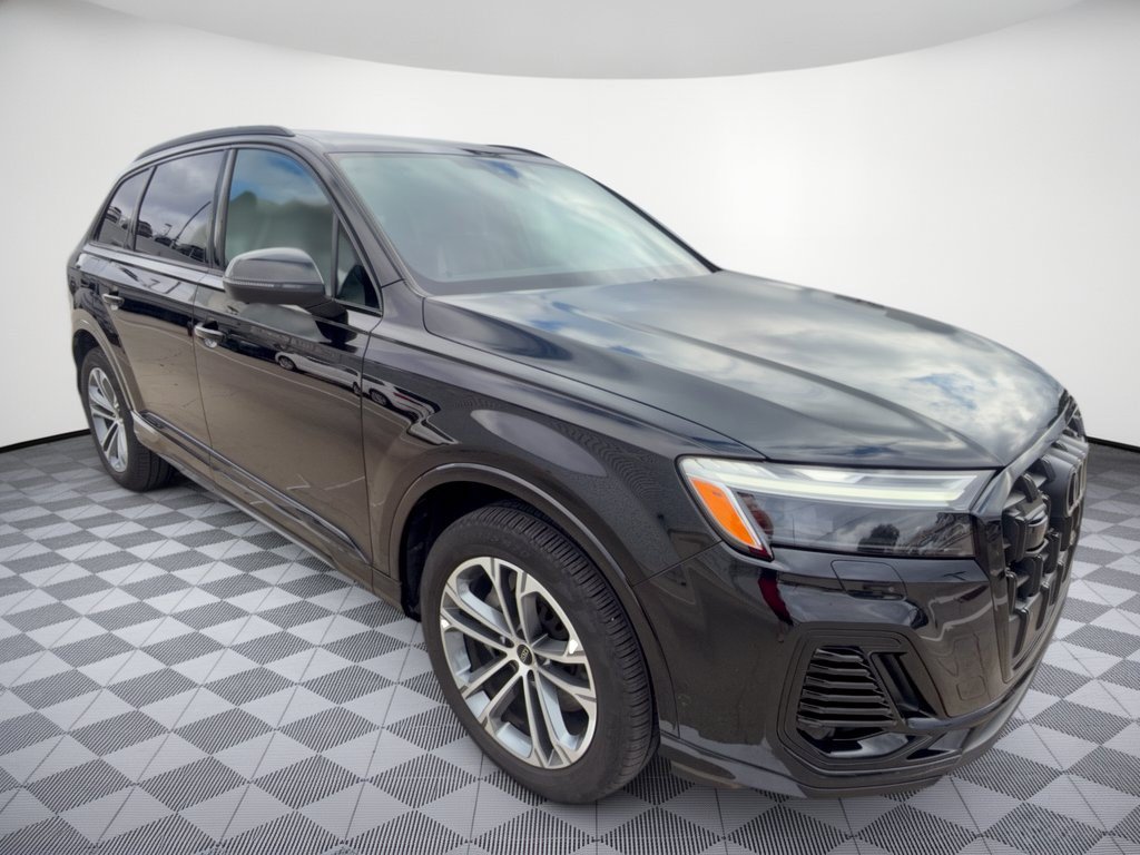 Certified 2026 Audi Q7 2.0T Premium w/ Convenience Plus Package AWD/4WD image 7