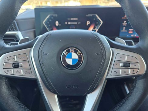 Used 2025 BMW X7 xDrive40i w/ Premium Package image 24