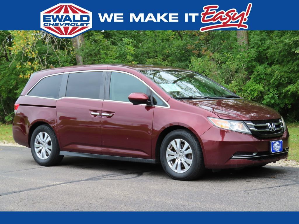 Used 2016 Honda Odyssey SE image 1