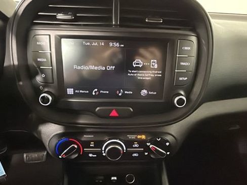 Used 2024 Kia Soul LX w/ Option Group 015 FWD image 22