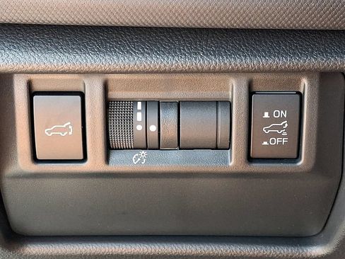 Used 2025 Subaru Forester Touring AWD/4WD image 25