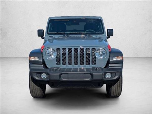 Used 2024 Jeep Wrangler Sport S image 2