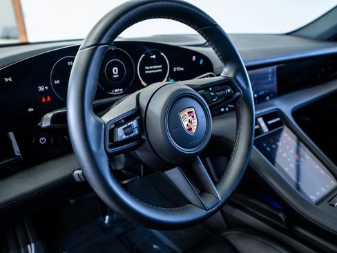 Used 2024 Porsche Taycan image 34