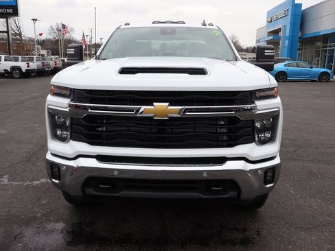 New 2026 Chevrolet Silverado 3500 LT w/ Texas Edition image 19