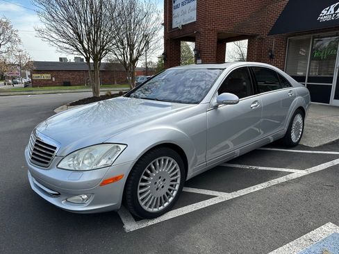 Used 2007 Mercedes-Benz S 550 image 1
