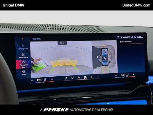 Used 2025 BMW i5 M60 w/ Premium Package image 9