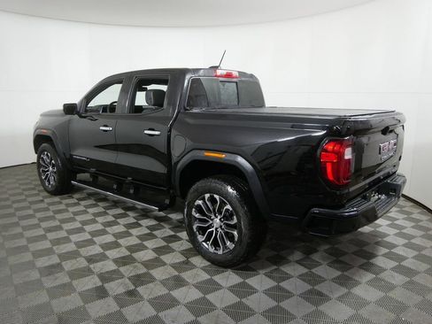 Used 2023 GMC Canyon Denali image 6