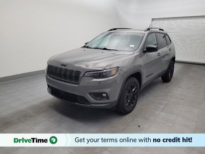 Used 2023 Jeep Cherokee Altitude Lux