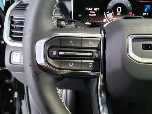 Used 2024 GMC Acadia Denali w/ Super Cruise Package image 31