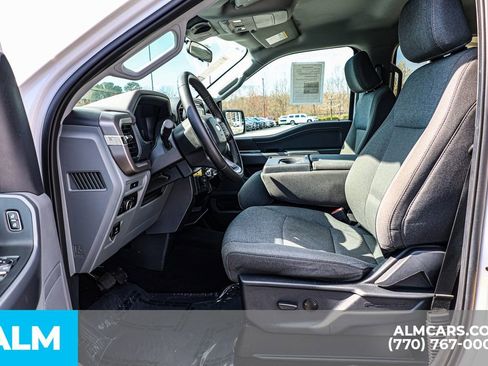 Used 2025 Ford F150 XLT w/ Equipment Group 301A Standard image 18