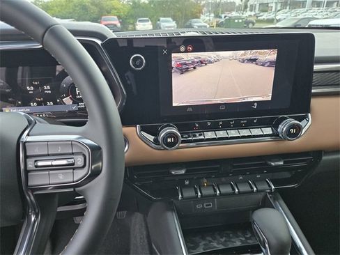 New 2026 GMC Canyon AT4 image 13