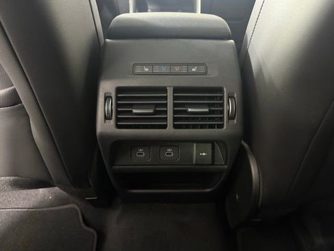 New 2025 Land Rover Discovery Sport S image 26