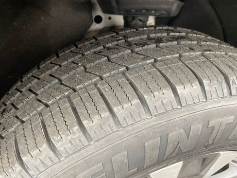 Certified 2025 Chevrolet Equinox LT w/ Convenience Package II image 22