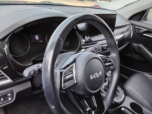Used 2022 Kia Seltos EX AWD/4WD image 8