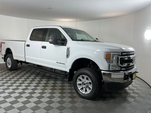 Used 2020 Ford F350 XLT w/ FX4 Off-Road Package image 3