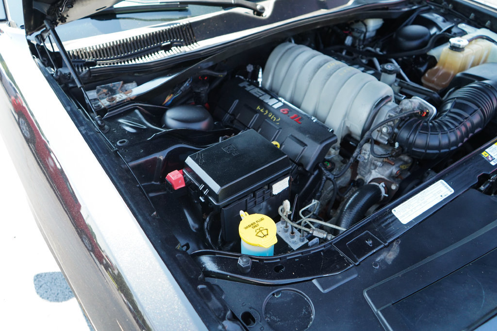 Used 2008 Dodge Challenger SRT8 RWD image 34