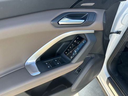 New 2025 Audi Q5 Premium Plus image 10