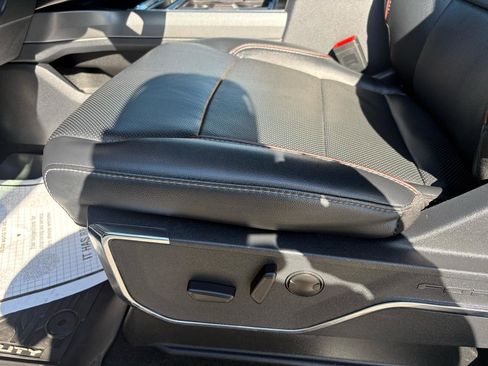 Used 2023 Ford F350 Lariat w/ Lariat Ultimate Package image 21