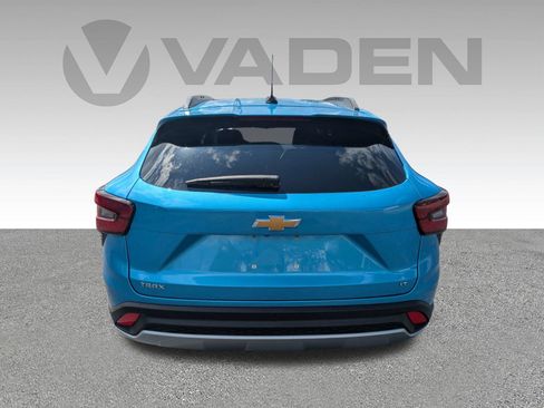 New 2026 Chevrolet Trax LT w/ Driver Confidence Package FWD image 27