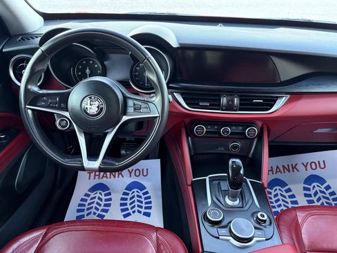 Used 2018 Alfa Romeo Stelvio AWD image 20