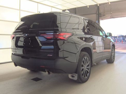 Used 2023 Chevrolet Traverse RS image 6