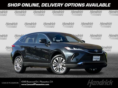 Used 2023 Toyota Venza Limited image 1