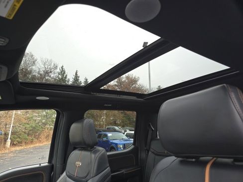 Certified 2024 Ford F250 Platinum image 27