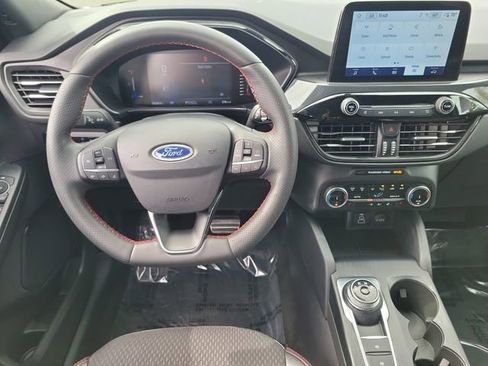 Certified 2024 Ford Escape ST-Line image 4