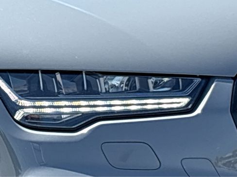 Used 2017 Audi RS 7 Prestige AWD/4WD image 19