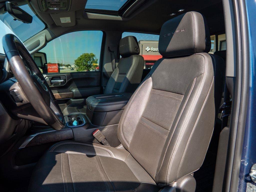 Used 2020 GMC Sierra 2500 Denali w/ Denali Ultimate Package AWD/4WD image 23